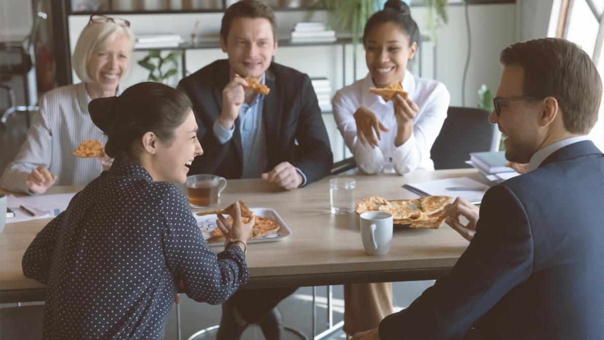 Analiză statistică detaliată a datelor financiare